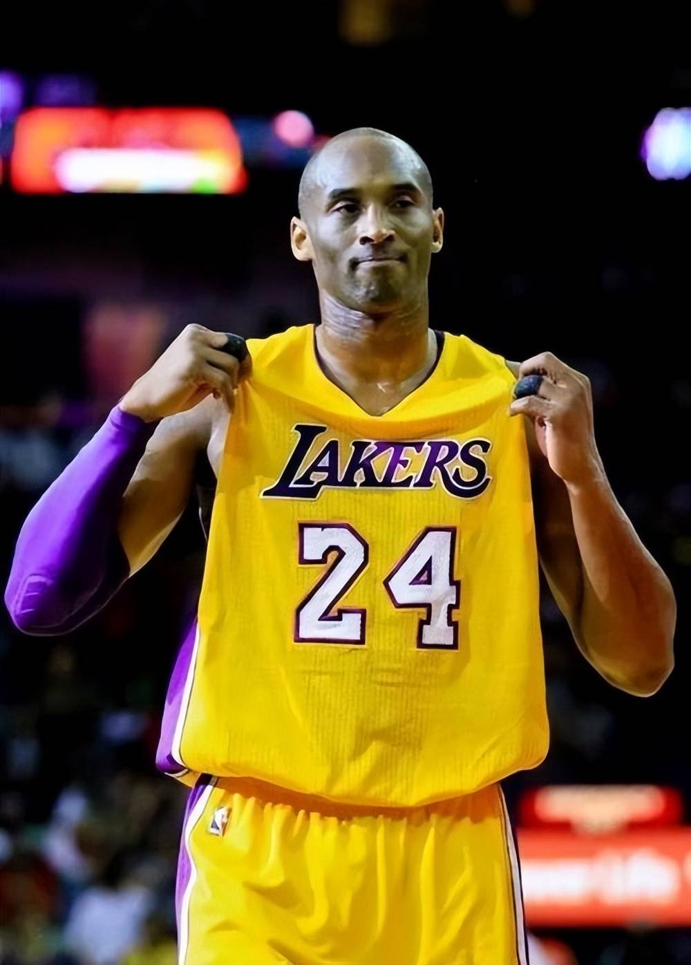 伴随这两粒 伴随这两粒