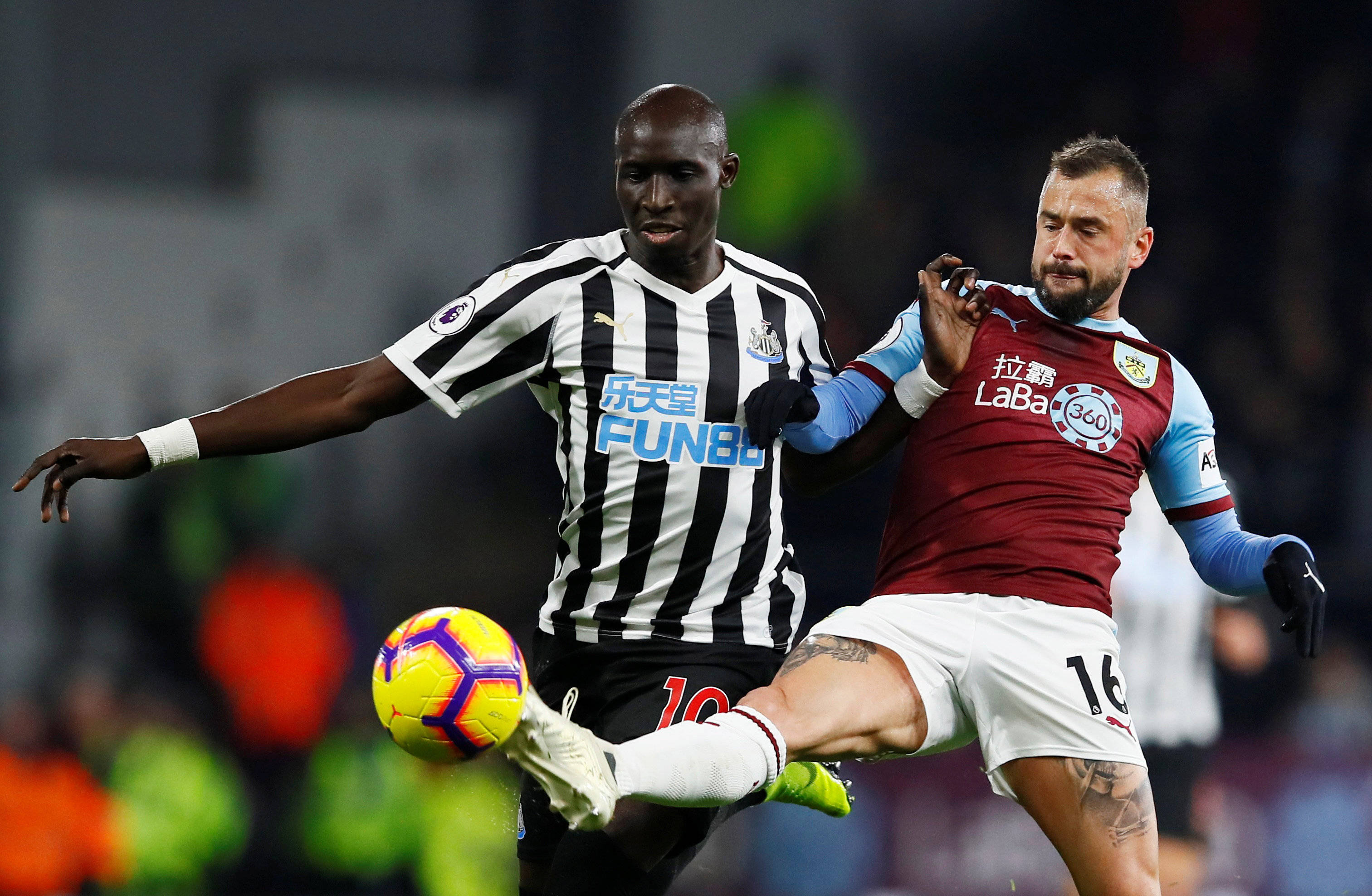 逼出对手外 逼出对手外